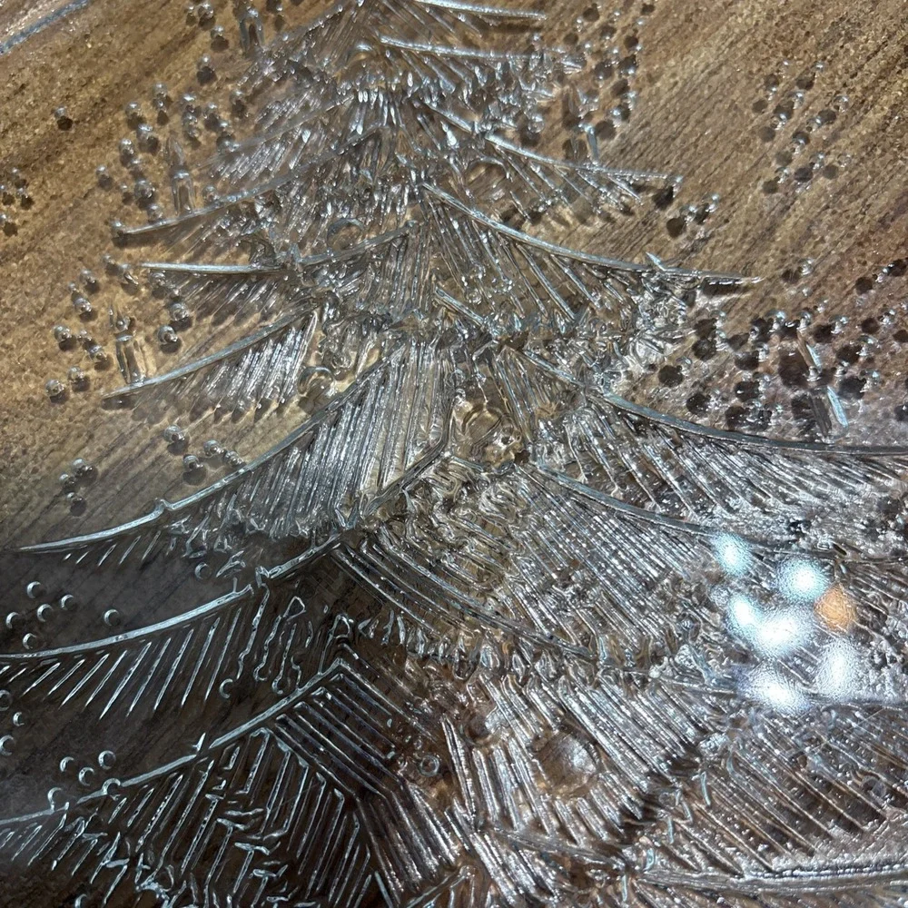 Vintage Clear Glass Christmas Tree‎ Serving Plate With Presents Detail